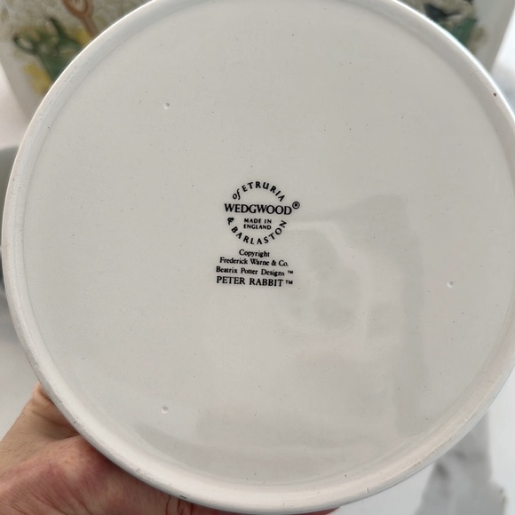 Peter Rabbit Nursery Set by Wedgwood - Picture 8 of 8